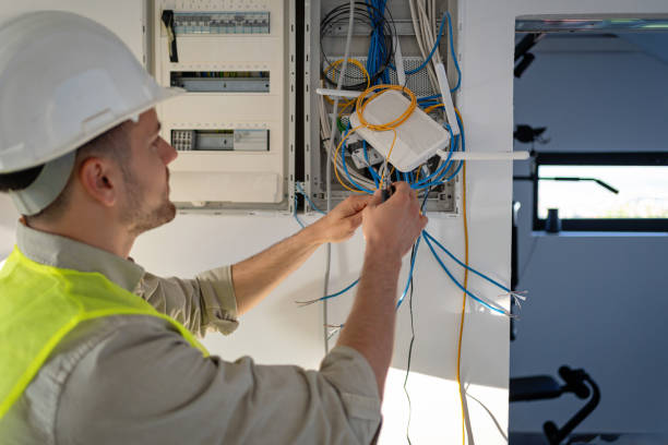 Best Residential Electrician Services  in Country Club Hills, MO