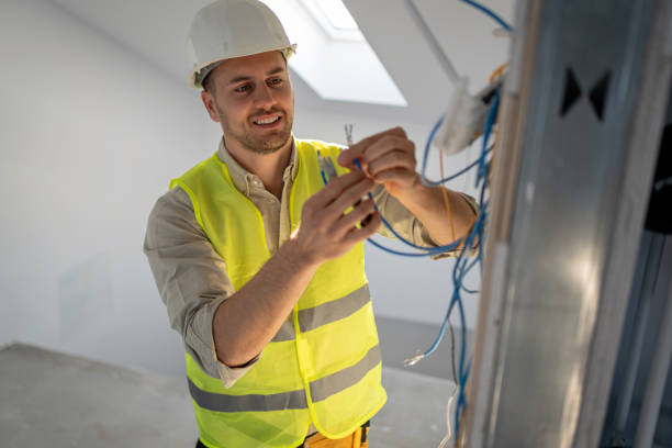Best Electric Panel Repair  in Country Club Hills, MO